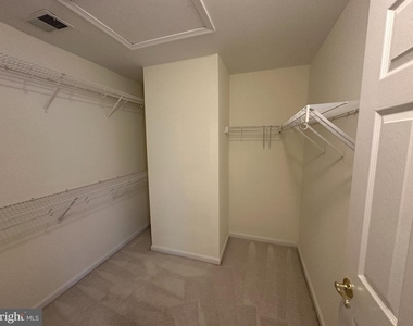 2590 Logan Wood Drive - Photo Thumbnail 32