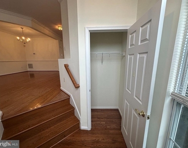 2590 Logan Wood Drive - Photo Thumbnail 3