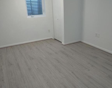 2709 Fort Drive - Photo Thumbnail 9
