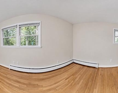 1036 Carper Street - Photo Thumbnail 27