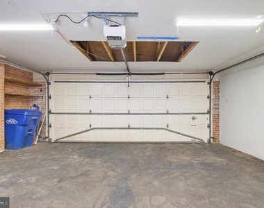1036 Carper Street - Photo Thumbnail 41
