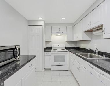 7621 Tremayne Place - Photo Thumbnail 10