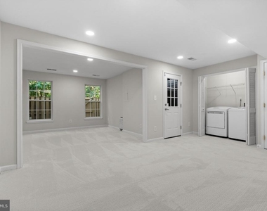 13653 Saint Johns Wood Place - Photo Thumbnail 7