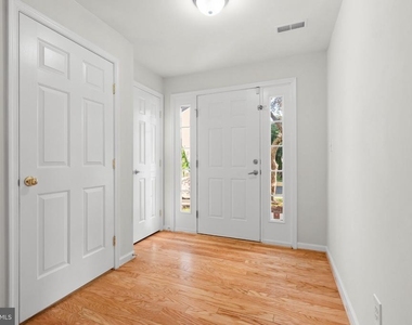 13653 Saint Johns Wood Place - Photo Thumbnail 2