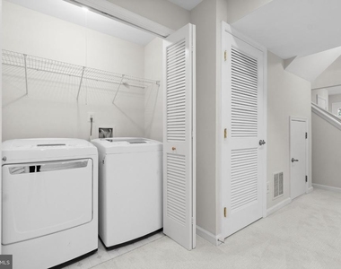 13653 Saint Johns Wood Place - Photo Thumbnail 9