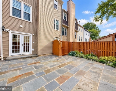 7962 Revenna Lane - Photo Thumbnail 38