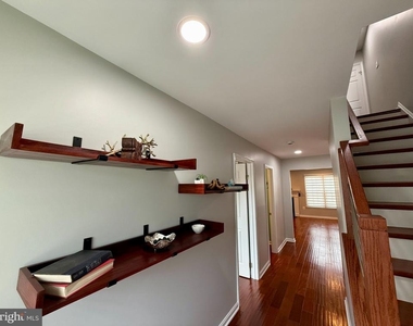 7962 Revenna Lane - Photo Thumbnail 27