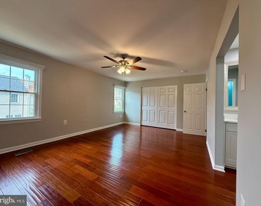 7962 Revenna Lane - Photo Thumbnail 30