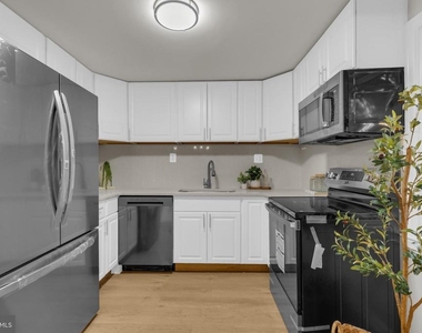 3046 Talking Rock Drive - Photo Thumbnail 9