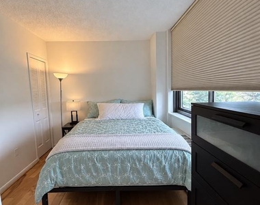 3701 S George Mason Drive - Photo Thumbnail 6