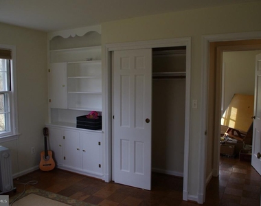 9001 Glenbrook Road - Photo Thumbnail 16