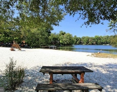 3615 Tallwood Terrace - Photo Thumbnail 19