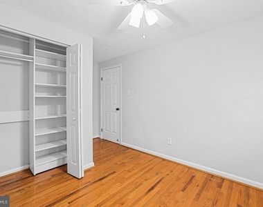 6058 Chicory Place - Photo Thumbnail 17