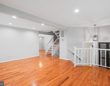 6058 Chicory Place - Photo Thumbnail 9