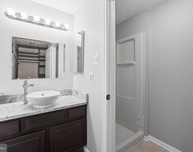 6058 Chicory Place - Photo Thumbnail 15