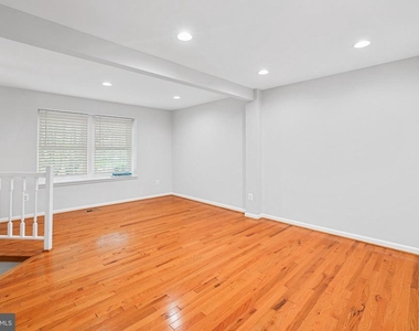 6058 Chicory Place - Photo Thumbnail 7