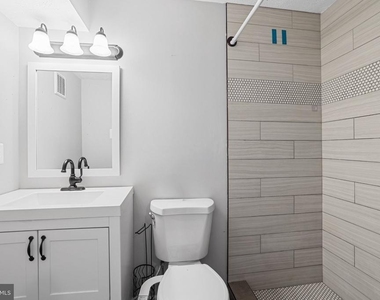 6058 Chicory Place - Photo Thumbnail 22