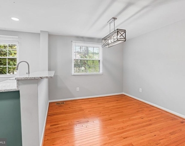6058 Chicory Place - Photo Thumbnail 6