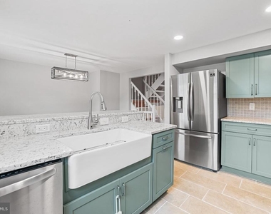 6058 Chicory Place - Photo Thumbnail 2