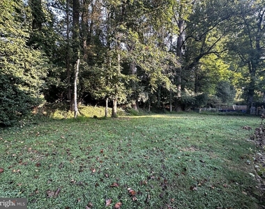 9612 Whitecedar Court - Photo Thumbnail 3