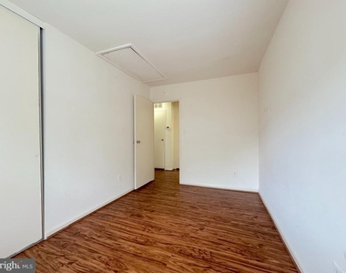 9653 Hagel Circle - Photo Thumbnail 13