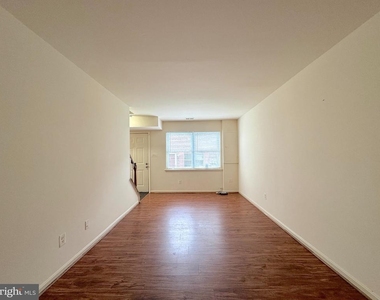 9653 Hagel Circle - Photo Thumbnail 3