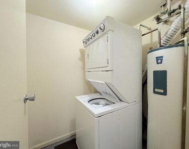 9653 Hagel Circle - Photo Thumbnail 8