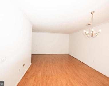 3820 Lightfoot Street - Photo Thumbnail 6