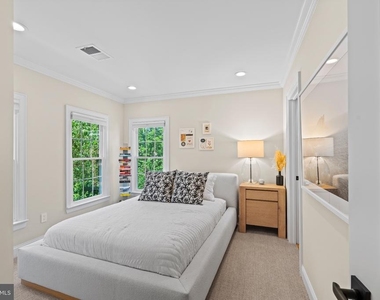 1405 Buena Vista Avenue - Photo Thumbnail 24