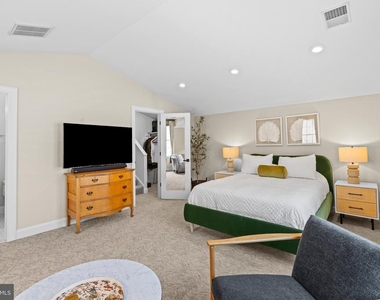 1405 Buena Vista Avenue - Photo Thumbnail 15