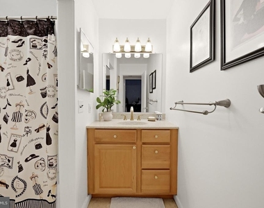 1643 Parkcrest Circle - Photo Thumbnail 18