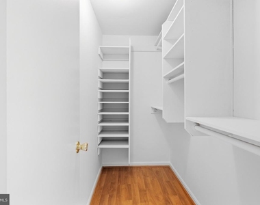 2915 Ellenwood Drive - Photo Thumbnail 18