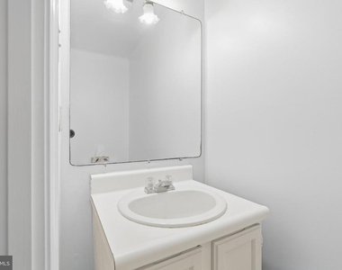 2915 Ellenwood Drive - Photo Thumbnail 22