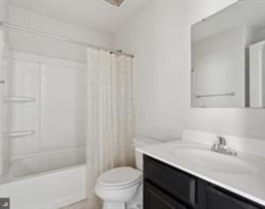 280 Sage Circle - Photo Thumbnail 5