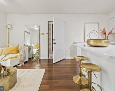 3303 Wyndham Circle - Photo Thumbnail 6