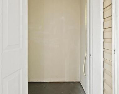 3303 Wyndham Circle - Photo Thumbnail 29