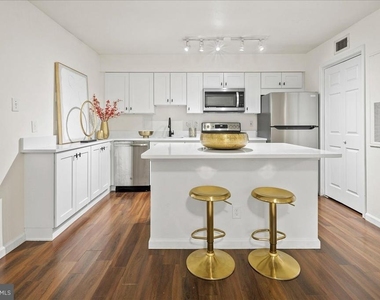 3303 Wyndham Circle - Photo Thumbnail 17