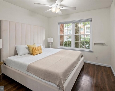3303 Wyndham Circle - Photo Thumbnail 32