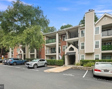 3303 Wyndham Circle - Photo Thumbnail 3
