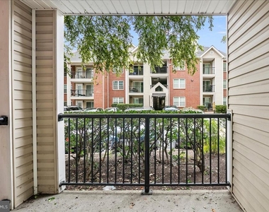 3303 Wyndham Circle - Photo Thumbnail 27