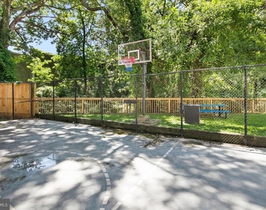 3303 Wyndham Circle - Photo Thumbnail 45