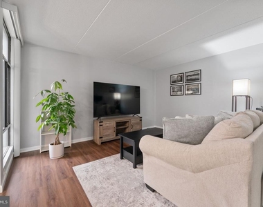 6300 Stevenson Avenue - Photo Thumbnail 8