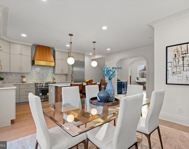113 N West Street - Photo Thumbnail 48