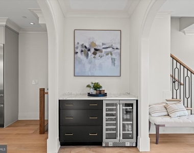 113 N West Street - Photo Thumbnail 40