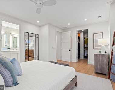 113 N West Street - Photo Thumbnail 13