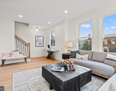 113 N West Street - Photo Thumbnail 34