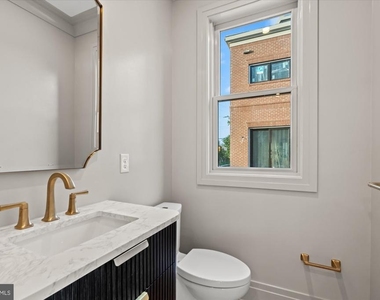 113 N West Street - Photo Thumbnail 61