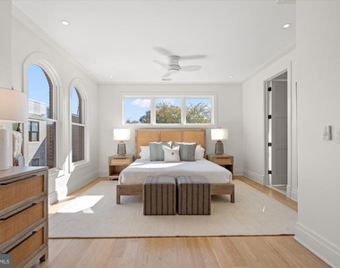 113 N West Street - Photo Thumbnail 14