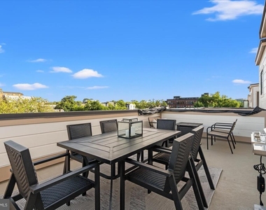 113 N West Street - Photo Thumbnail 26