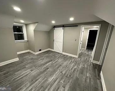 2136 N Troy Street - Photo Thumbnail 18